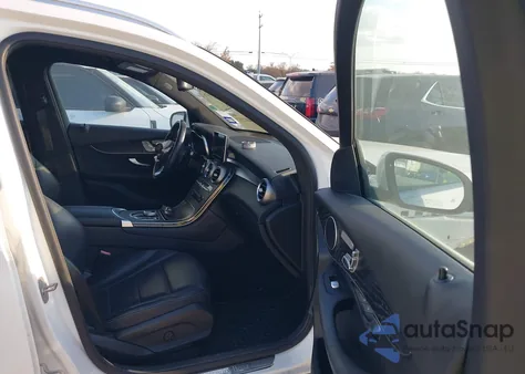 2018 Mercedes-Benz Glc 300 from USA, damaged, VIN WDC0G4JB8JV044992